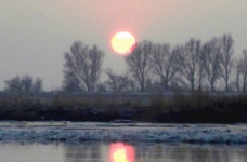 冬季黄河落日图片
